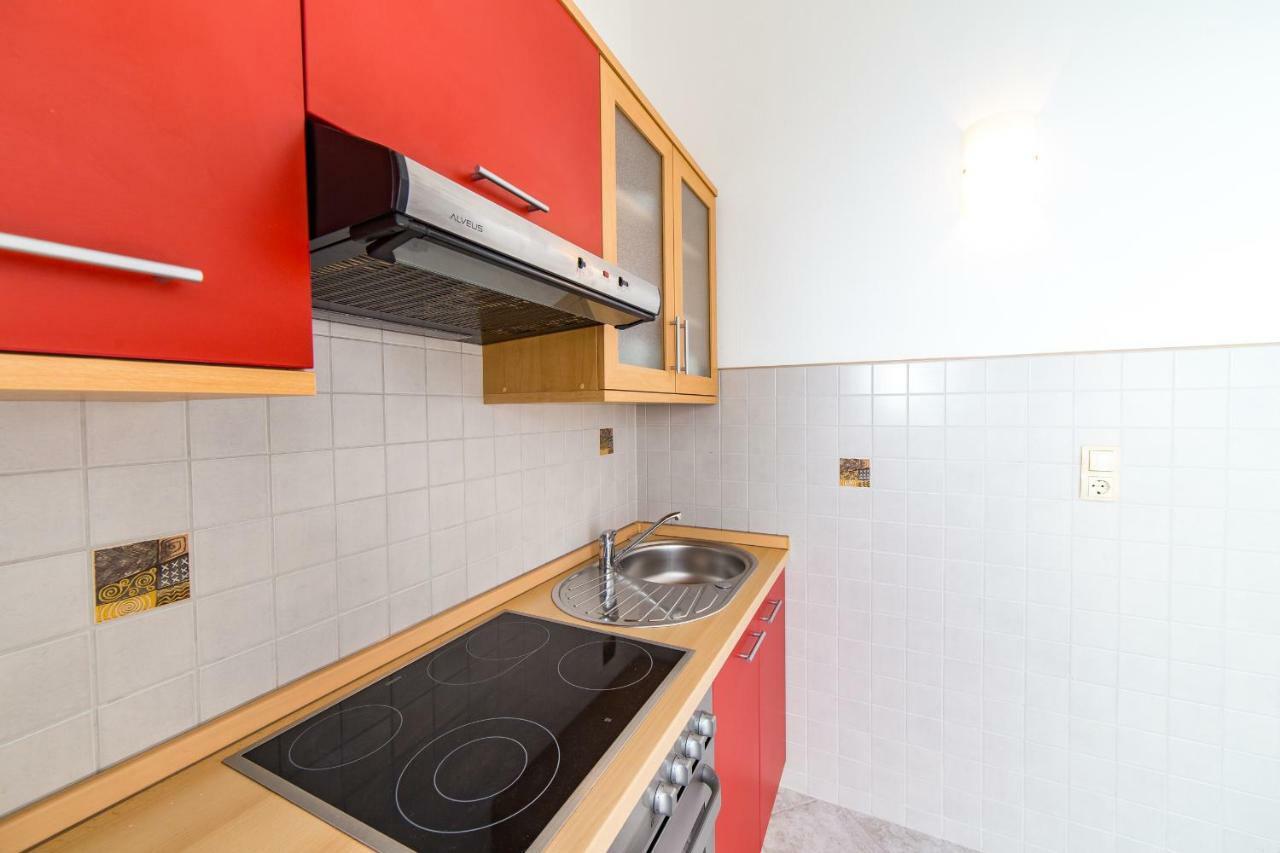 Apartments Rose Трогир Екстериор снимка